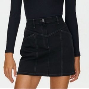 Aritzia Wilfred Kelsey Skirt